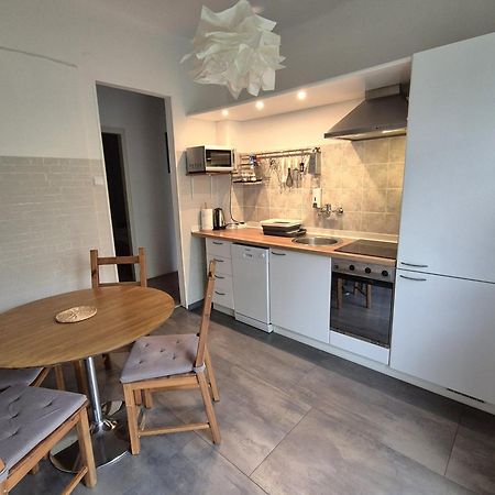 Apartamento West Capital - Free Private Parking Zagreb Exterior foto