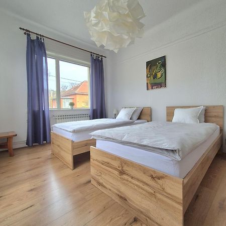 Apartamento West Capital - Free Private Parking Zagreb Exterior foto