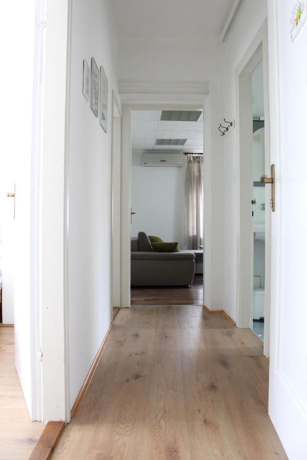 Apartamento West Capital - Free Private Parking Zagreb Exterior foto